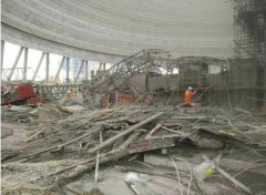 電廠工地坍塌已致74人遇難 傷亡為何如此慘重？