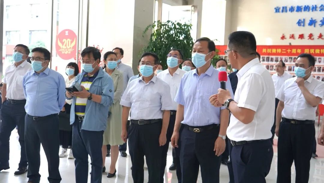 馬國強率部分全國人大代表、省代表來微特調(diào)研科技創(chuàng)新工作